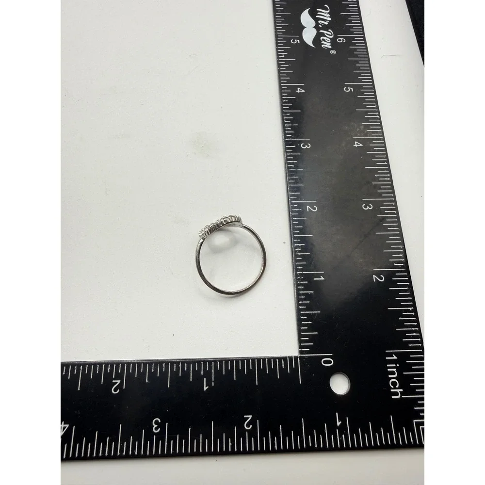 Silver Tone Oval Halo Crystal Statement Ring Size 11‎ Clear Accents Costume